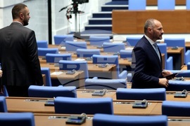 Парламент - заседание