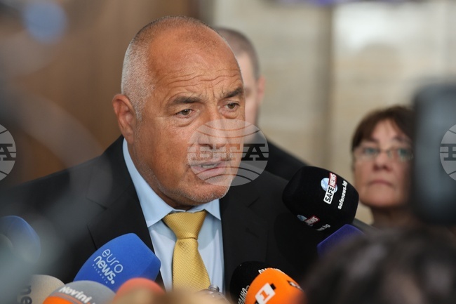 Народно събрание - кулоари - Бойко Борисов - брифинг