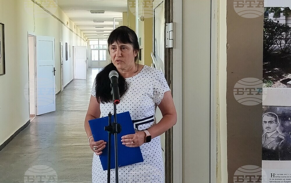 Видин - ученици - изложба „Бдинци - лъвове, титани“ - представяне