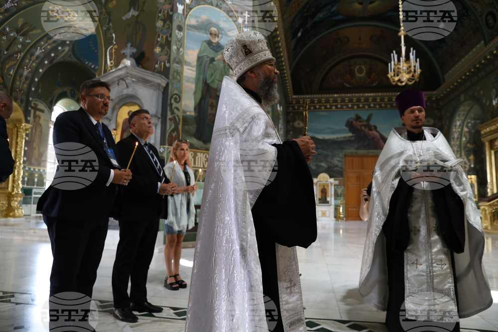 Украйна - Деветнадесета Световна среща на българските медии - молебен за мир