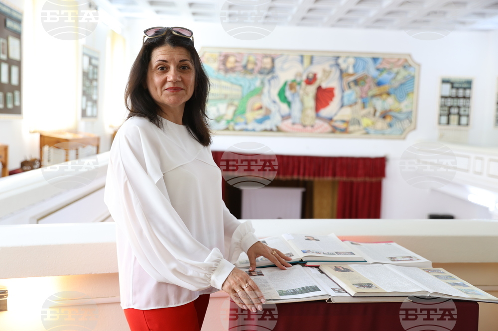 Украйна - Болград - гимназията „Г. С. Раковски“ - музей - Наталия Кара