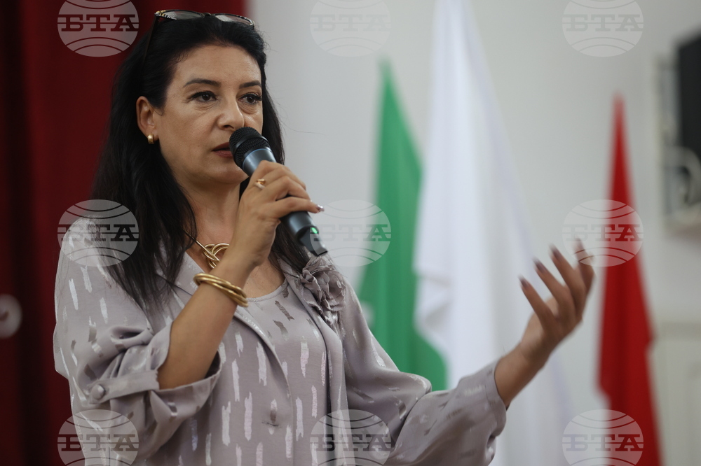 Украйна - Деветнадесета Световна среща на българските медии - Втори панел - „Знанието за род и език в българските медии”