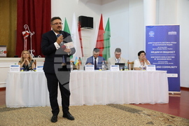 Украйна - Деветнадесета Световна среща на българските медии - Кирил Вълчев - отличие