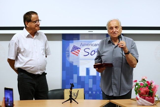 Списание „Пламък“ - 100-годишнина