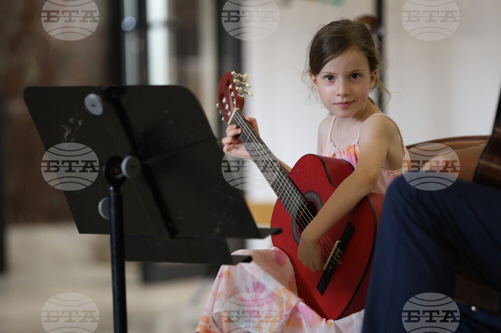 Благоевград - клас по китара - годишен концерт