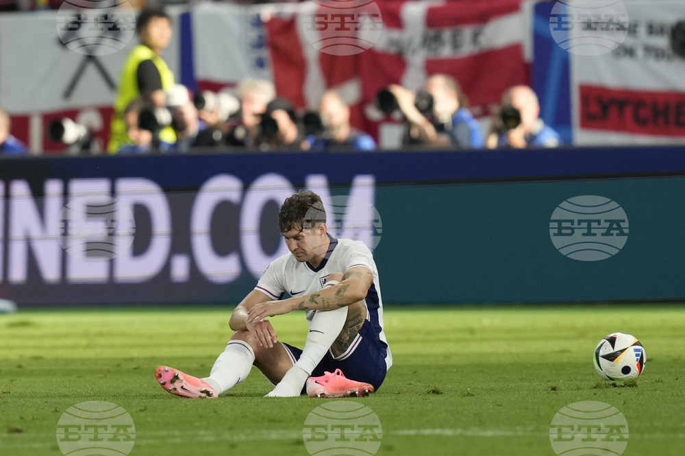 Джон Стоунс отпадна от състава на Англия заради контузия