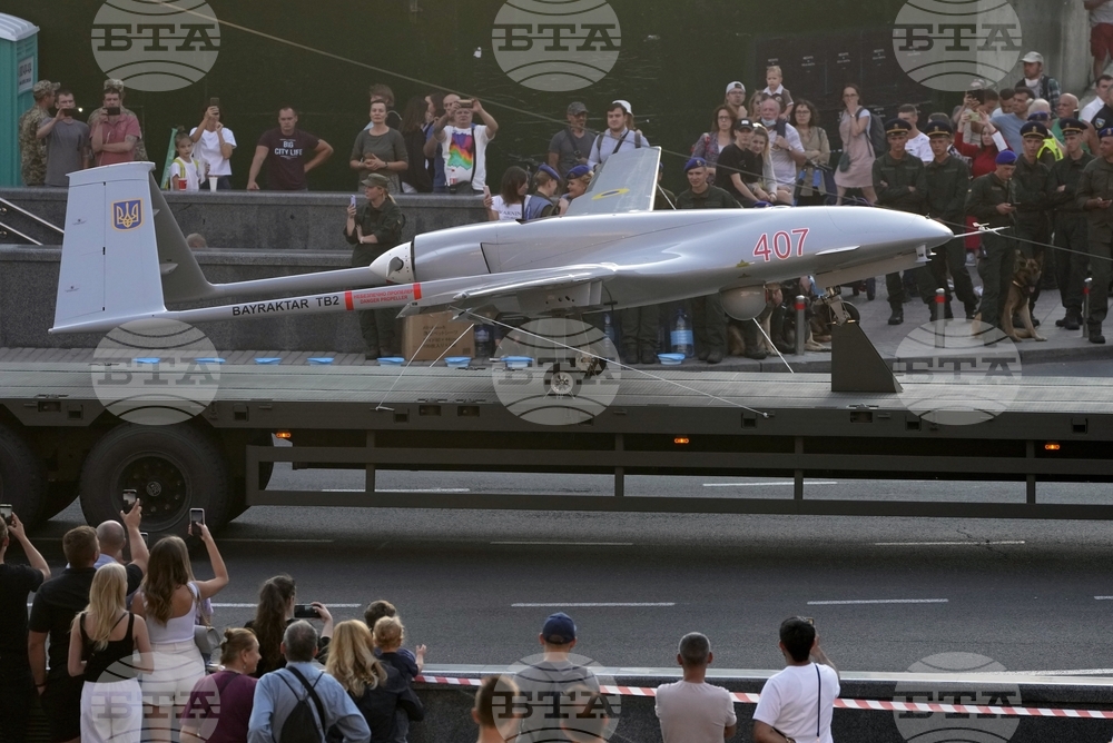 Москва протестира пред британския посланик заради "опасна" атака с дронове срещу Крим