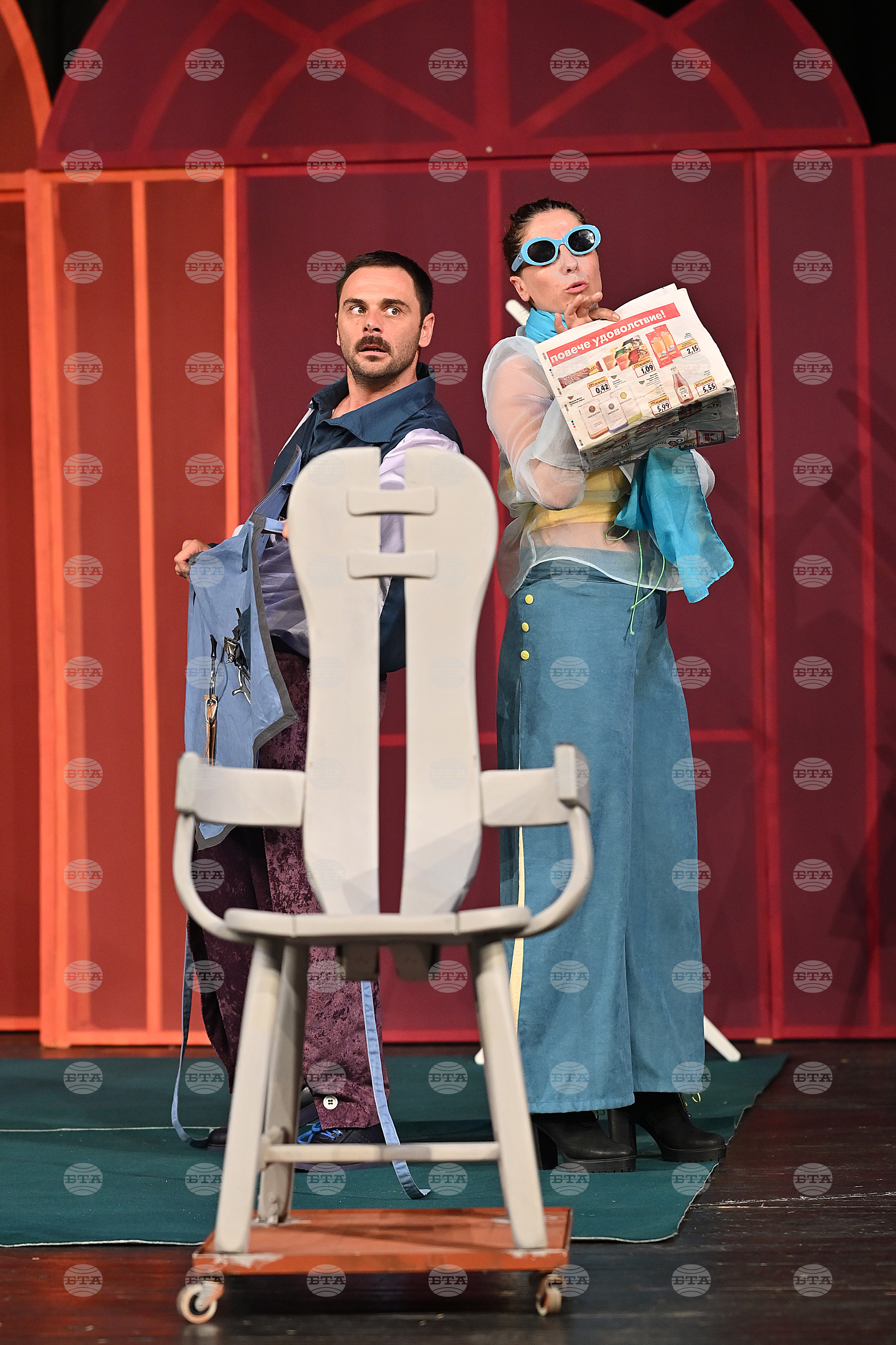 Монтана - театър- премиера