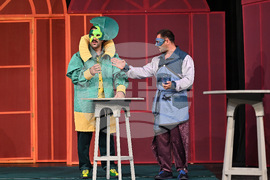 Монтана - театър- премиера