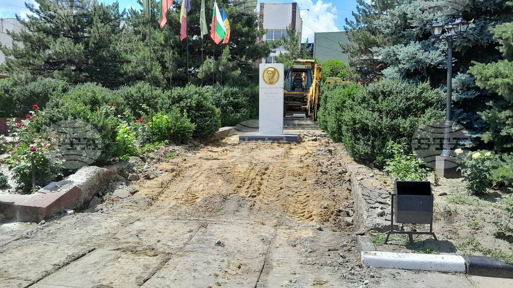 Паметникът на Левски в Твърдица ще бъде реновиран с помощта на община Карлово