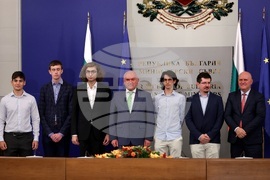 Министерски съвет - флаг - олимпийски отбори