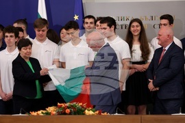 Министерски съвет - флаг - олимпийски отбори