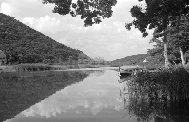 Разходка с лодка по Ропотамо