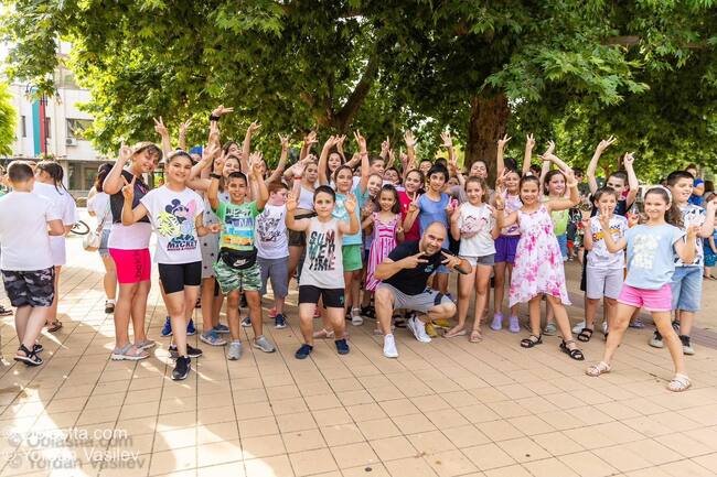 За десети път в Ловеч стартира превантивната програма „Ваканция без риск“