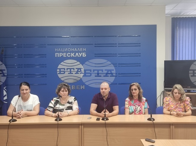 Национален пресклуб на БТА Плевен - фолклорен събор - пресконференция