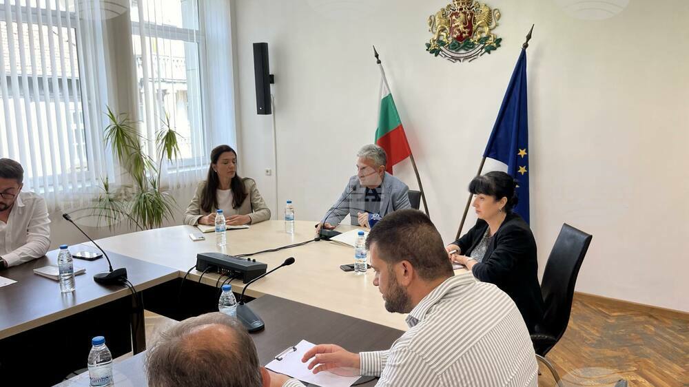 Работна среща със земеделски производители и „Напоителни системи“ ЕАД-Шумен относно редуцираните водни количества за напояване от язовир „Тича“
