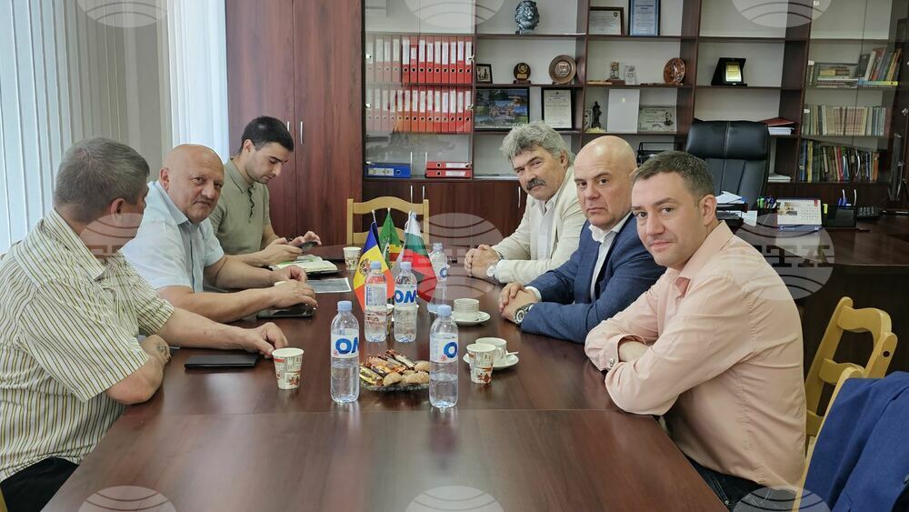 Бившият главен прокурор на България Иван Гешев посети район Тараклия