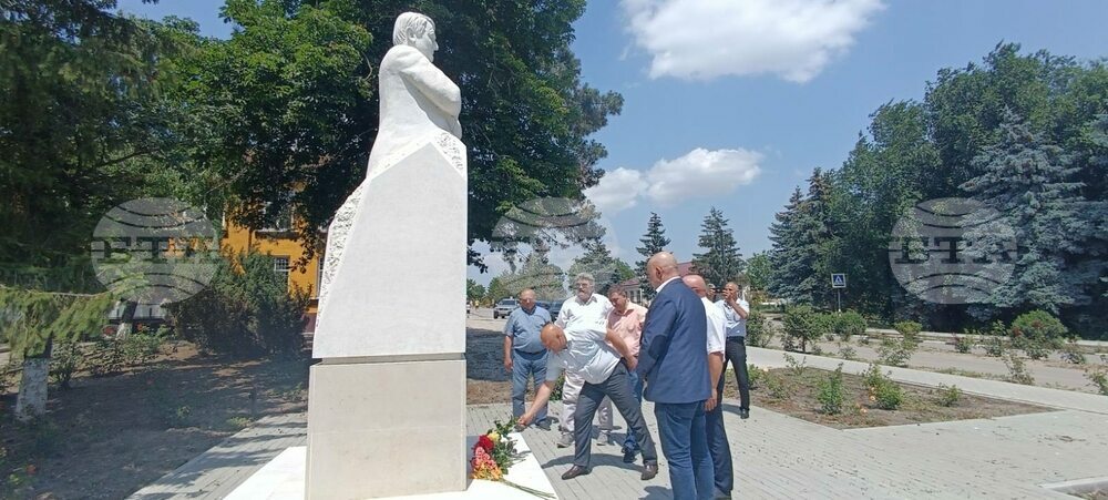 Members of Association of Bulgarians around the World Visit Taraclia