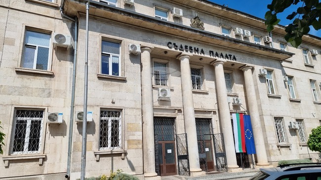 Съдът остави в ареста обвиняемия за нападението над фелдшер във врачанското село Краводер 