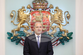 Румен Радев - „Спортувай с президента“ - почетен знак