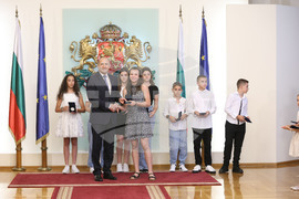 Румен Радев - „Спортувай с президента“ - почетен знак