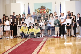 Румен Радев - „Спортувай с президента“ - почетен знак