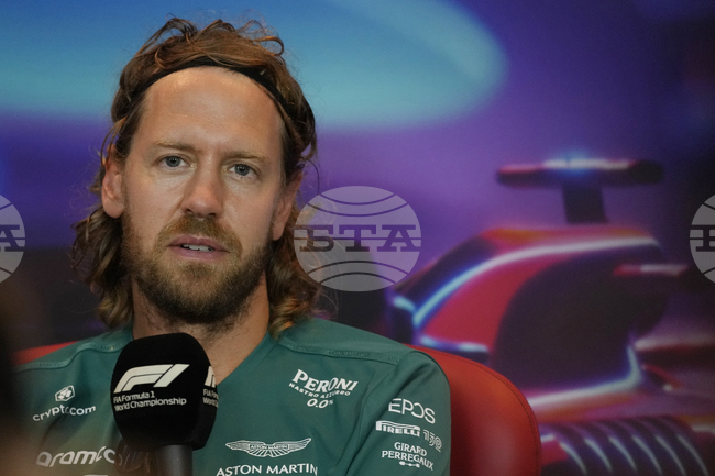 Себастиан Фетел може да обмисли бъдеща кариера във Формула 1, но изключва завръщане в състезанията