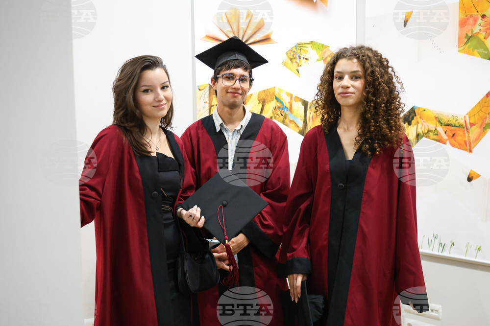 Бургас - Национална художествена академия - филиал Бургас - дипломиране