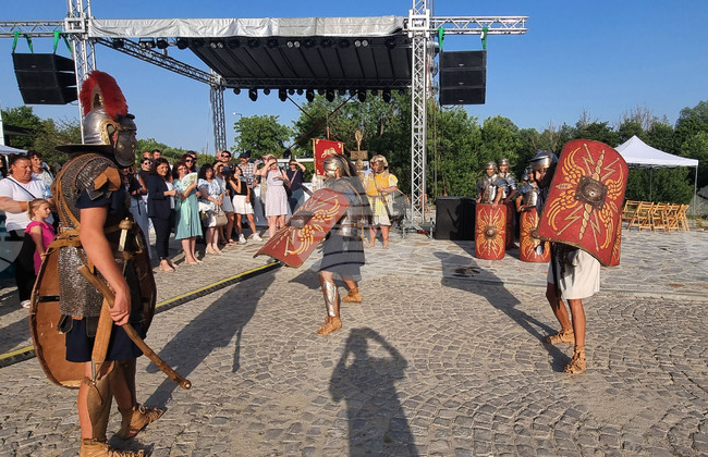 Ивайловград - антична римска вила "Армира" - възстановка на антична битка