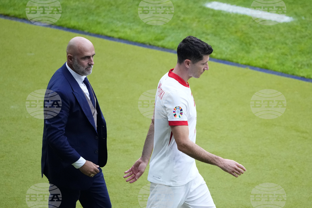 Роберт Левандовски обяви бойкот на националния отбор на Полша заради старши треньора Михал Пробеж