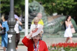 Горещо време