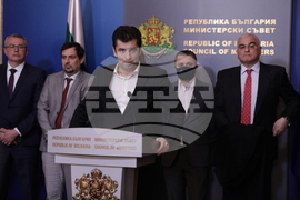 Министерски съвет – Кирил Петков – среща – брифинг