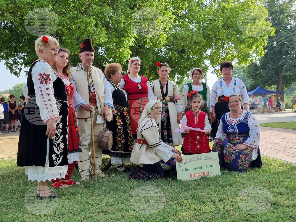 Село Неговановци - празник на народната носия