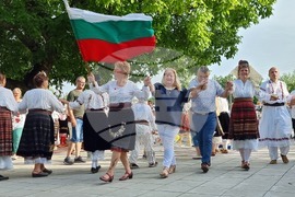 Село Неговановци - празник на народната носия