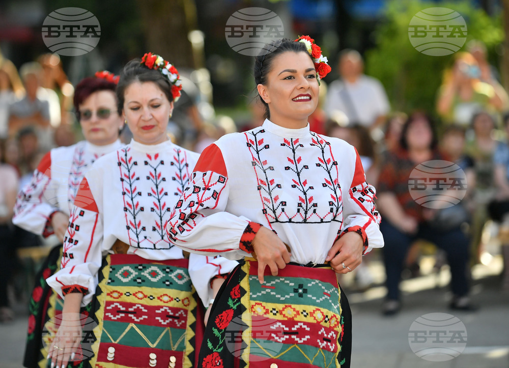 Кубрат - фолклорен фестивал „Танцувай с Пагане“