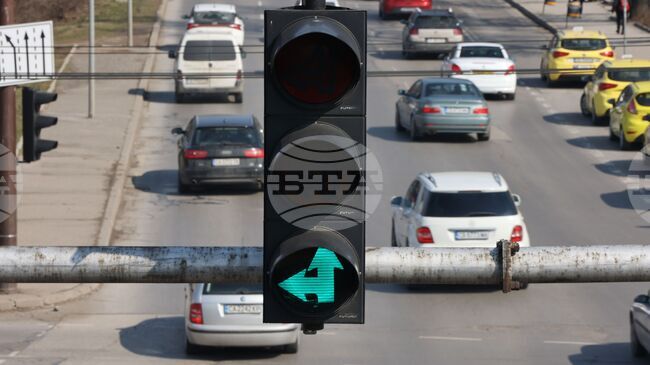 На 8 и 9 август временно се променят маршрутите на автобусни линии 111 и 314 и се забранява движението по ул. „Донка Ушлинова“