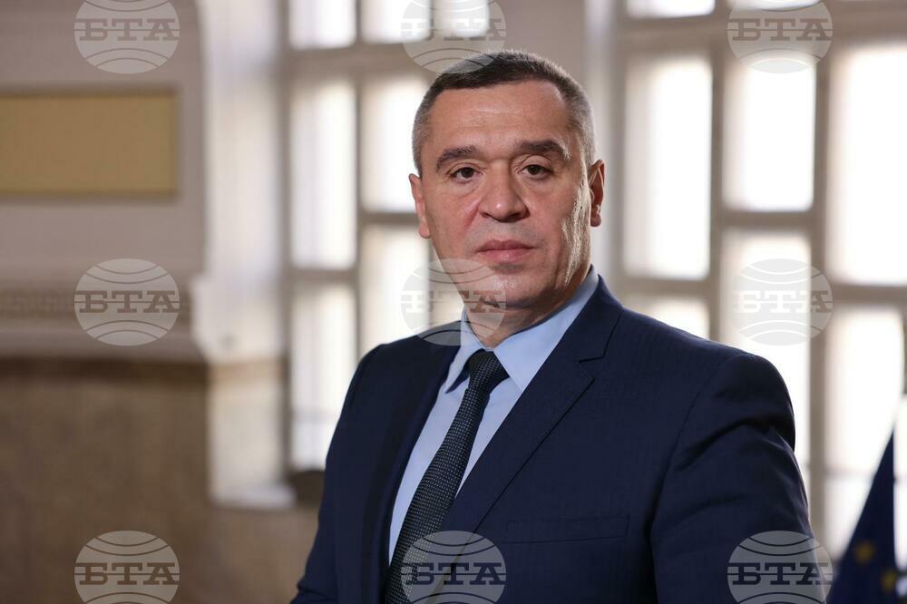 МЗХ: Министър Тахов ще участва в Съвета на ЕС по земеделие и рибарство в Люксембург