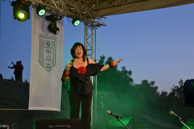 Община Момчилград: Йорданка Христова взриви публиката в "Нощта на Орфей"