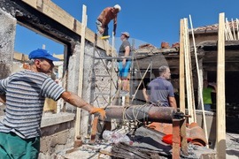 Село Стамболийски - изгоряла къща - взаимопомощ