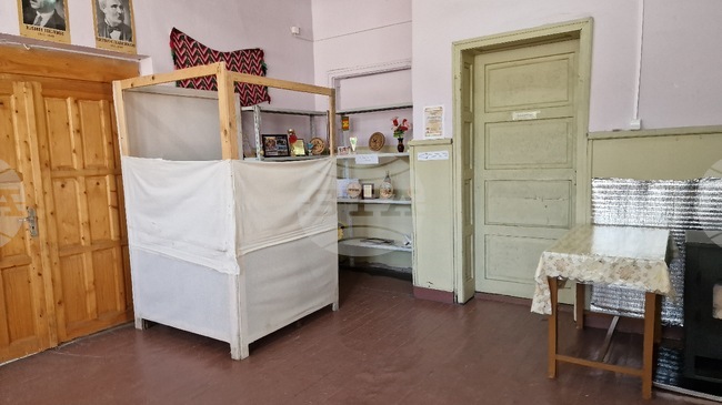 Общините в Сливенско са взели необходимите мерки за осигуряване на условията за хартиено гласуване