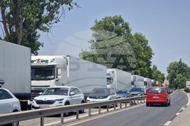 Граничен пункт „Кулата“ - трафик