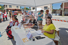 Село Доспей - фолклорен фестивал „Доспей пее и танцува, и на билки се любува“
