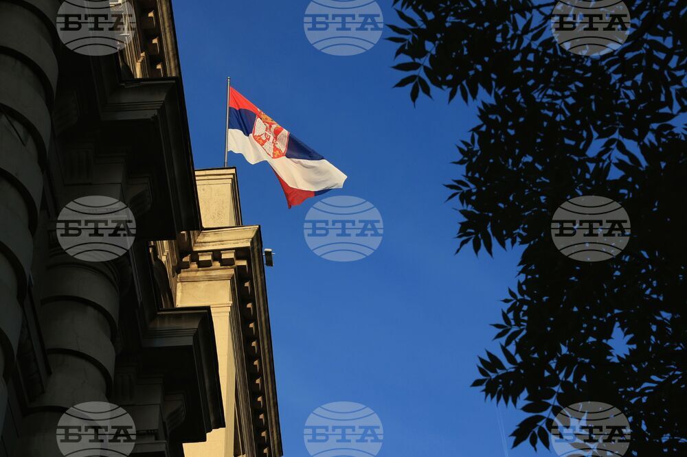 Американският посланик в Белград: Притесняваме се, че печалбите на сръбската петролна компания отиват в руските военни усилия