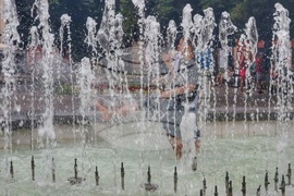 Горещо време