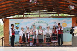 Село Красен - фолклорен събор „Край язовир Дрян“