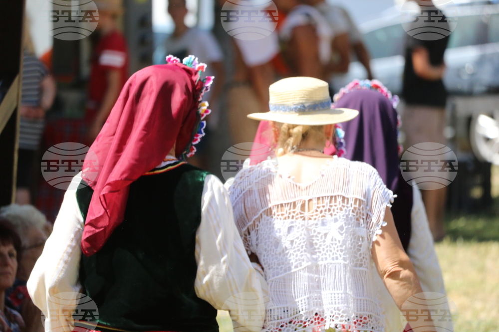 Село Красен - фолклорен събор „Край язовир Дрян“