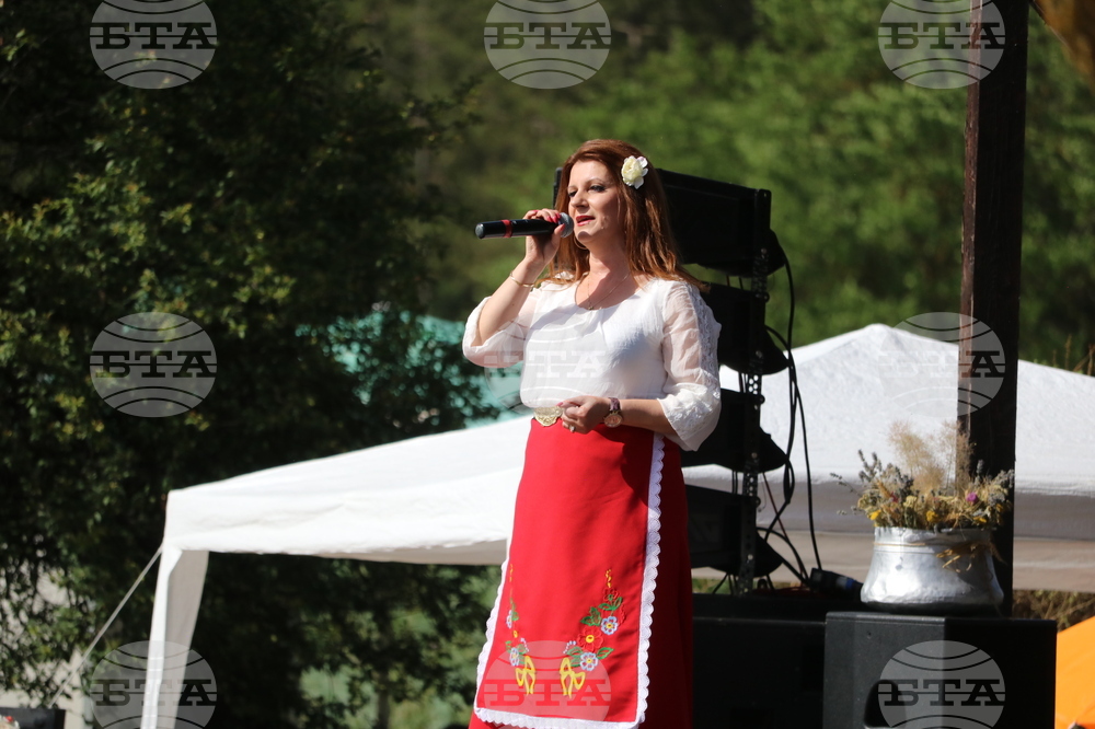 Село Красен - фолклорен събор „Край язовир Дрян“