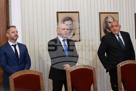 Президент - ГЕРБ-СДС - консултации