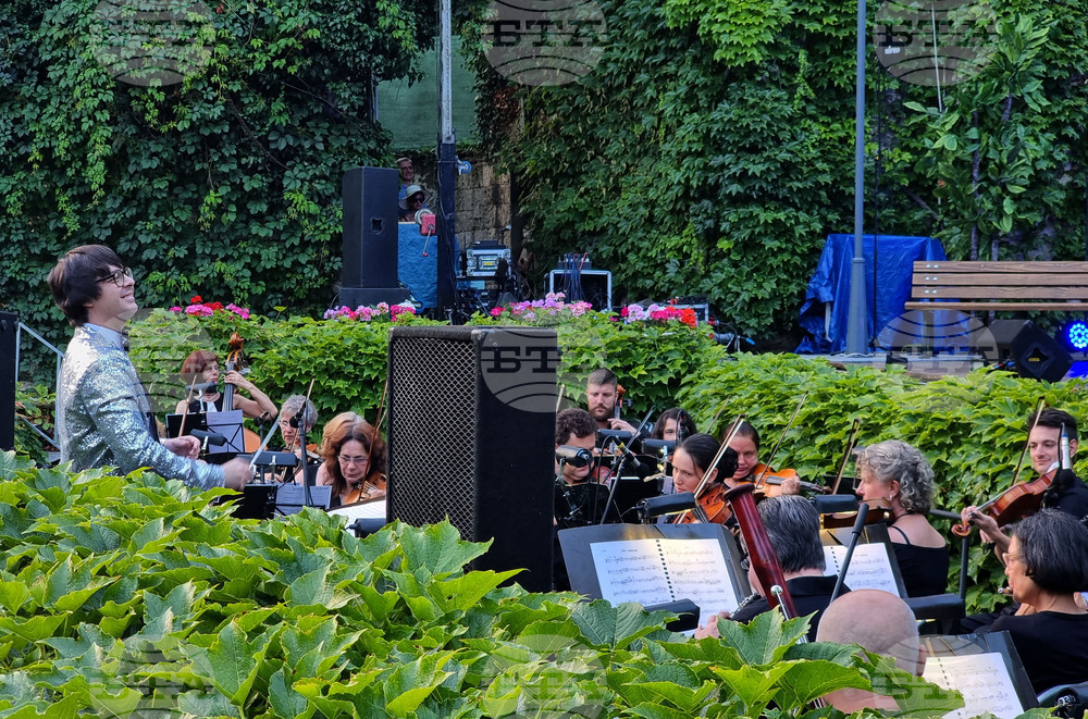 Варна - Летен театър - Мюзикъл „Здравей! Как си, приятелю?“