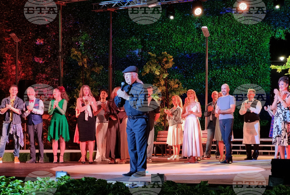 Варна - Летен театър - Мюзикъл „Здравей! Как си, приятелю?“